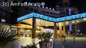 [P22] Intrarea în hotel » foto by Ovi Ovi
 - 
<span class="allrVoted glyphicon glyphicon-heart hidden" id="av1084926"></span>
<a class="m-l-10 hidden" id="sv1084926" onclick="voting_Foto_DelVot(,1084926,175)" role="button">șterge vot <span class="glyphicon glyphicon-remove"></span></a>
<a id="v91084926" class=" c-red"  onclick="voting_Foto_SetVot(1084926)" role="button"><span class="glyphicon glyphicon-heart-empty"></span> <b>LIKE</b> = Votează poza</a> <img class="hidden"  id="f1084926W9" src="/imagini/loader.gif" border="0" /><span class="AjErrMes hidden" id="e1084926ErM"></span>