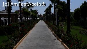 [P07] Alee prin parc » foto by Ovi Ovi
 - 
<span class="allrVoted glyphicon glyphicon-heart hidden" id="av1084908"></span>
<a class="m-l-10 hidden" id="sv1084908" onclick="voting_Foto_DelVot(,1084908,175)" role="button">șterge vot <span class="glyphicon glyphicon-remove"></span></a>
<a id="v91084908" class=" c-red"  onclick="voting_Foto_SetVot(1084908)" role="button"><span class="glyphicon glyphicon-heart-empty"></span> <b>LIKE</b> = Votează poza</a> <img class="hidden"  id="f1084908W9" src="/imagini/loader.gif" border="0" /><span class="AjErrMes hidden" id="e1084908ErM"></span>
