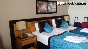 [P12] Botanik Exclusive Resort - cele două paturi lipite » foto by nicole33
 - 
<span class="allrVoted glyphicon glyphicon-heart hidden" id="av644698"></span>
<a class="m-l-10 hidden" id="sv644698" onclick="voting_Foto_DelVot(,644698,175)" role="button">șterge vot <span class="glyphicon glyphicon-remove"></span></a>
<a id="v9644698" class=" c-red"  onclick="voting_Foto_SetVot(644698)" role="button"><span class="glyphicon glyphicon-heart-empty"></span> <b>LIKE</b> = Votează poza</a> <img class="hidden"  id="f644698W9" src="/imagini/loader.gif" border="0" /><span class="AjErrMes hidden" id="e644698ErM"></span>