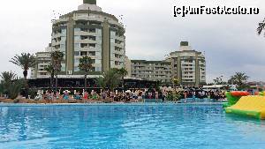 [P28] Botanik Exclusive Resort - jocuri la piscină » foto by nicole33
 - 
<span class="allrVoted glyphicon glyphicon-heart hidden" id="av644714"></span>
<a class="m-l-10 hidden" id="sv644714" onclick="voting_Foto_DelVot(,644714,175)" role="button">șterge vot <span class="glyphicon glyphicon-remove"></span></a>
<a id="v9644714" class=" c-red"  onclick="voting_Foto_SetVot(644714)" role="button"><span class="glyphicon glyphicon-heart-empty"></span> <b>LIKE</b> = Votează poza</a> <img class="hidden"  id="f644714W9" src="/imagini/loader.gif" border="0" /><span class="AjErrMes hidden" id="e644714ErM"></span>
