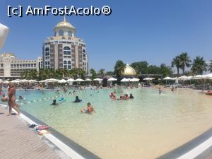 [P25] Partea mai puțin adâncă  a piscinei principale. » foto by calincheita
 - 
<span class="allrVoted glyphicon glyphicon-heart hidden" id="av1234681"></span>
<a class="m-l-10 hidden" id="sv1234681" onclick="voting_Foto_DelVot(,1234681,175)" role="button">șterge vot <span class="glyphicon glyphicon-remove"></span></a>
<a id="v91234681" class=" c-red"  onclick="voting_Foto_SetVot(1234681)" role="button"><span class="glyphicon glyphicon-heart-empty"></span> <b>LIKE</b> = Votează poza</a> <img class="hidden"  id="f1234681W9" src="/imagini/loader.gif" border="0" /><span class="AjErrMes hidden" id="e1234681ErM"></span>
