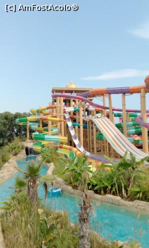 [P02] Aqua park » foto by arub
 - 
<span class="allrVoted glyphicon glyphicon-heart hidden" id="av888189"></span>
<a class="m-l-10 hidden" id="sv888189" onclick="voting_Foto_DelVot(,888189,175)" role="button">șterge vot <span class="glyphicon glyphicon-remove"></span></a>
<a id="v9888189" class=" c-red"  onclick="voting_Foto_SetVot(888189)" role="button"><span class="glyphicon glyphicon-heart-empty"></span> <b>LIKE</b> = Votează poza</a> <img class="hidden"  id="f888189W9" src="/imagini/loader.gif" border="0" /><span class="AjErrMes hidden" id="e888189ErM"></span>