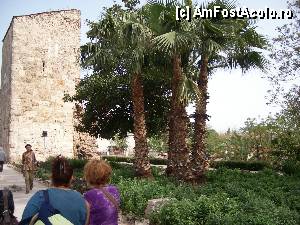 [P13] In drum spre portul din orasul vechi.  » foto by velker tiberiu
 - 
<span class="allrVoted glyphicon glyphicon-heart hidden" id="av366112"></span>
<a class="m-l-10 hidden" id="sv366112" onclick="voting_Foto_DelVot(,366112,175)" role="button">șterge vot <span class="glyphicon glyphicon-remove"></span></a>
<a id="v9366112" class=" c-red"  onclick="voting_Foto_SetVot(366112)" role="button"><span class="glyphicon glyphicon-heart-empty"></span> <b>LIKE</b> = Votează poza</a> <img class="hidden"  id="f366112W9" src="/imagini/loader.gif" border="0" /><span class="AjErrMes hidden" id="e366112ErM"></span>