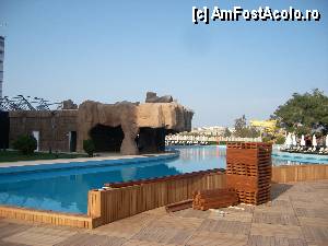 [P04] La piscina.  » foto by velker tiberiu
 - 
<span class="allrVoted glyphicon glyphicon-heart hidden" id="av366103"></span>
<a class="m-l-10 hidden" id="sv366103" onclick="voting_Foto_DelVot(,366103,175)" role="button">șterge vot <span class="glyphicon glyphicon-remove"></span></a>
<a id="v9366103" class=" c-red"  onclick="voting_Foto_SetVot(366103)" role="button"><span class="glyphicon glyphicon-heart-empty"></span> <b>LIKE</b> = Votează poza</a> <img class="hidden"  id="f366103W9" src="/imagini/loader.gif" border="0" /><span class="AjErrMes hidden" id="e366103ErM"></span>