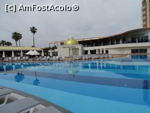 [P39] Delphin Be Grand » foto by Cris
 - 
<span class="allrVoted glyphicon glyphicon-heart hidden" id="av851556"></span>
<a class="m-l-10 hidden" id="sv851556" onclick="voting_Foto_DelVot(,851556,175)" role="button">șterge vot <span class="glyphicon glyphicon-remove"></span></a>
<a id="v9851556" class=" c-red"  onclick="voting_Foto_SetVot(851556)" role="button"><span class="glyphicon glyphicon-heart-empty"></span> <b>LIKE</b> = Votează poza</a> <img class="hidden"  id="f851556W9" src="/imagini/loader.gif" border="0" /><span class="AjErrMes hidden" id="e851556ErM"></span>