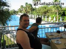 [P04] servitul micului dejun deasupra piscinei principale » foto by gioko
 - 
<span class="allrVoted glyphicon glyphicon-heart hidden" id="av179369"></span>
<a class="m-l-10 hidden" id="sv179369" onclick="voting_Foto_DelVot(,179369,175)" role="button">șterge vot <span class="glyphicon glyphicon-remove"></span></a>
<a id="v9179369" class=" c-red"  onclick="voting_Foto_SetVot(179369)" role="button"><span class="glyphicon glyphicon-heart-empty"></span> <b>LIKE</b> = Votează poza</a> <img class="hidden"  id="f179369W9" src="/imagini/loader.gif" border="0" /><span class="AjErrMes hidden" id="e179369ErM"></span>