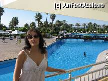 [P06] vedere de ansamblu asupra piscinei principale » foto by gioko
 - 
<span class="allrVoted glyphicon glyphicon-heart hidden" id="av179371"></span>
<a class="m-l-10 hidden" id="sv179371" onclick="voting_Foto_DelVot(,179371,175)" role="button">șterge vot <span class="glyphicon glyphicon-remove"></span></a>
<a id="v9179371" class=" c-red"  onclick="voting_Foto_SetVot(179371)" role="button"><span class="glyphicon glyphicon-heart-empty"></span> <b>LIKE</b> = Votează poza</a> <img class="hidden"  id="f179371W9" src="/imagini/loader.gif" border="0" /><span class="AjErrMes hidden" id="e179371ErM"></span>