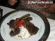 [P08] cotlet de berbecut la restaurantul turcesc » foto by bogdan13
 - 
<span class="allrVoted glyphicon glyphicon-heart hidden" id="av126158"></span>
<a class="m-l-10 hidden" id="sv126158" onclick="voting_Foto_DelVot(,126158,176)" role="button">șterge vot <span class="glyphicon glyphicon-remove"></span></a>
<a id="v9126158" class=" c-red"  onclick="voting_Foto_SetVot(126158)" role="button"><span class="glyphicon glyphicon-heart-empty"></span> <b>LIKE</b> = Votează poza</a> <img class="hidden"  id="f126158W9" src="/imagini/loader.gif" border="0" /><span class="AjErrMes hidden" id="e126158ErM"></span>