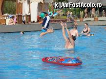 [P08] in piscina » foto by getty75
 - 
<span class="allrVoted glyphicon glyphicon-heart hidden" id="av172233"></span>
<a class="m-l-10 hidden" id="sv172233" onclick="voting_Foto_DelVot(,172233,176)" role="button">șterge vot <span class="glyphicon glyphicon-remove"></span></a>
<a id="v9172233" class=" c-red"  onclick="voting_Foto_SetVot(172233)" role="button"><span class="glyphicon glyphicon-heart-empty"></span> <b>LIKE</b> = Votează poza</a> <img class="hidden"  id="f172233W9" src="/imagini/loader.gif" border="0" /><span class="AjErrMes hidden" id="e172233ErM"></span>