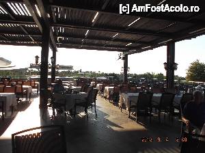 [P07] terasa restaurantului » foto by Nikita
 - 
<span class="allrVoted glyphicon glyphicon-heart hidden" id="av466017"></span>
<a class="m-l-10 hidden" id="sv466017" onclick="voting_Foto_DelVot(,466017,179)" role="button">șterge vot <span class="glyphicon glyphicon-remove"></span></a>
<a id="v9466017" class=" c-red"  onclick="voting_Foto_SetVot(466017)" role="button"><span class="glyphicon glyphicon-heart-empty"></span> <b>LIKE</b> = Votează poza</a> <img class="hidden"  id="f466017W9" src="/imagini/loader.gif" border="0" /><span class="AjErrMes hidden" id="e466017ErM"></span>