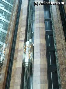[P02] casa lifturilor din hotel Titanic » foto by dixxl
 - 
<span class="allrVoted glyphicon glyphicon-heart hidden" id="av4123"></span>
<a class="m-l-10 hidden" id="sv4123" onclick="voting_Foto_DelVot(,4123,18)" role="button">șterge vot <span class="glyphicon glyphicon-remove"></span></a>
<a id="v94123" class=" c-red"  onclick="voting_Foto_SetVot(4123)" role="button"><span class="glyphicon glyphicon-heart-empty"></span> <b>LIKE</b> = Votează poza</a> <img class="hidden"  id="f4123W9" src="/imagini/loader.gif" border="0" /><span class="AjErrMes hidden" id="e4123ErM"></span>
