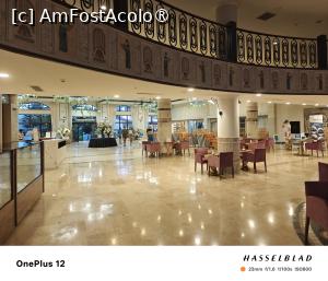 [P21] Prin lobby » foto by creivean
 - 
<span class="allrVoted glyphicon glyphicon-heart hidden" id="av1497521"></span>
<a class="m-l-10 hidden" id="sv1497521" onclick="voting_Foto_DelVot(,1497521,189)" role="button">șterge vot <span class="glyphicon glyphicon-remove"></span></a>
<a id="v91497521" class=" c-red"  onclick="voting_Foto_SetVot(1497521)" role="button"><span class="glyphicon glyphicon-heart-empty"></span> <b>LIKE</b> = Votează poza</a> <img class="hidden"  id="f1497521W9" src="/imagini/loader.gif" border="0" /><span class="AjErrMes hidden" id="e1497521ErM"></span>