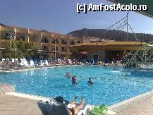 [P01] piscina din fata cladirilor World si a restaurantului Oasis » foto by nicolcrys
 - 
<span class="allrVoted glyphicon glyphicon-heart hidden" id="av308026"></span>
<a class="m-l-10 hidden" id="sv308026" onclick="voting_Foto_DelVot(,308026,19)" role="button">șterge vot <span class="glyphicon glyphicon-remove"></span></a>
<a id="v9308026" class=" c-red"  onclick="voting_Foto_SetVot(308026)" role="button"><span class="glyphicon glyphicon-heart-empty"></span> <b>LIKE</b> = Votează poza</a> <img class="hidden"  id="f308026W9" src="/imagini/loader.gif" border="0" /><span class="AjErrMes hidden" id="e308026ErM"></span>