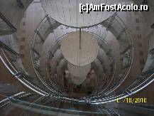 [P13] pe hol » foto by CalinSt
 - 
<span class="allrVoted glyphicon glyphicon-heart hidden" id="av271106"></span>
<a class="m-l-10 hidden" id="sv271106" onclick="voting_Foto_DelVot(,271106,198)" role="button">șterge vot <span class="glyphicon glyphicon-remove"></span></a>
<a id="v9271106" class=" c-red"  onclick="voting_Foto_SetVot(271106)" role="button"><span class="glyphicon glyphicon-heart-empty"></span> <b>LIKE</b> = Votează poza</a> <img class="hidden"  id="f271106W9" src="/imagini/loader.gif" border="0" /><span class="AjErrMes hidden" id="e271106ErM"></span>