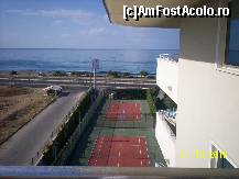 [P15] terenurile de tenis » foto by CalinSt
 - 
<span class="allrVoted glyphicon glyphicon-heart hidden" id="av271108"></span>
<a class="m-l-10 hidden" id="sv271108" onclick="voting_Foto_DelVot(,271108,198)" role="button">șterge vot <span class="glyphicon glyphicon-remove"></span></a>
<a id="v9271108" class=" c-red"  onclick="voting_Foto_SetVot(271108)" role="button"><span class="glyphicon glyphicon-heart-empty"></span> <b>LIKE</b> = Votează poza</a> <img class="hidden"  id="f271108W9" src="/imagini/loader.gif" border="0" /><span class="AjErrMes hidden" id="e271108ErM"></span>