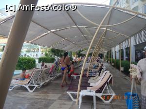 [P18] Sezlonguri la piscina » foto by rora
 - 
<span class="allrVoted glyphicon glyphicon-heart hidden" id="av879319"></span>
<a class="m-l-10 hidden" id="sv879319" onclick="voting_Foto_DelVot(,879319,198)" role="button">șterge vot <span class="glyphicon glyphicon-remove"></span></a>
<a id="v9879319" class=" c-red"  onclick="voting_Foto_SetVot(879319)" role="button"><span class="glyphicon glyphicon-heart-empty"></span> <b>LIKE</b> = Votează poza</a> <img class="hidden"  id="f879319W9" src="/imagini/loader.gif" border="0" /><span class="AjErrMes hidden" id="e879319ErM"></span>