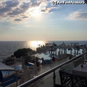 [P01] Vedere din terasa restaurantului » foto by laura12345
 - 
<span class="allrVoted glyphicon glyphicon-heart hidden" id="av635472"></span>
<a class="m-l-10 hidden" id="sv635472" onclick="voting_Foto_DelVot(,635472,209)" role="button">șterge vot <span class="glyphicon glyphicon-remove"></span></a>
<a id="v9635472" class=" c-red"  onclick="voting_Foto_SetVot(635472)" role="button"><span class="glyphicon glyphicon-heart-empty"></span> <b>LIKE</b> = Votează poza</a> <img class="hidden"  id="f635472W9" src="/imagini/loader.gif" border="0" /><span class="AjErrMes hidden" id="e635472ErM"></span>