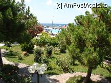 [P06] gradina superba, piscina si marea » foto by nicole33
 - 
<span class="allrVoted glyphicon glyphicon-heart hidden" id="av192284"></span>
<a class="m-l-10 hidden" id="sv192284" onclick="voting_Foto_DelVot(,192284,211)" role="button">șterge vot <span class="glyphicon glyphicon-remove"></span></a>
<a id="v9192284" class=" c-red"  onclick="voting_Foto_SetVot(192284)" role="button"><span class="glyphicon glyphicon-heart-empty"></span> <b>LIKE</b> = Votează poza</a> <img class="hidden"  id="f192284W9" src="/imagini/loader.gif" border="0" /><span class="AjErrMes hidden" id="e192284ErM"></span>