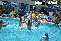 [P44] Polo la piscina » foto by Kalimachi
 - 
<span class="allrVoted glyphicon glyphicon-heart hidden" id="av262649"></span>
<a class="m-l-10 hidden" id="sv262649" onclick="voting_Foto_DelVot(,262649,211)" role="button">șterge vot <span class="glyphicon glyphicon-remove"></span></a>
<a id="v9262649" class=" c-red"  onclick="voting_Foto_SetVot(262649)" role="button"><span class="glyphicon glyphicon-heart-empty"></span> <b>LIKE</b> = Votează poza</a> <img class="hidden"  id="f262649W9" src="/imagini/loader.gif" border="0" /><span class="AjErrMes hidden" id="e262649ErM"></span>
