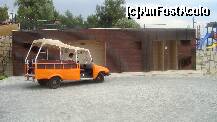 [P14] shuttle bus care ducea la plaja cu nisip de la mare » foto by ana anghel
 - 
<span class="allrVoted glyphicon glyphicon-heart hidden" id="av213348"></span>
<a class="m-l-10 hidden" id="sv213348" onclick="voting_Foto_DelVot(,213348,215)" role="button">șterge vot <span class="glyphicon glyphicon-remove"></span></a>
<a id="v9213348" class=" c-red"  onclick="voting_Foto_SetVot(213348)" role="button"><span class="glyphicon glyphicon-heart-empty"></span> <b>LIKE</b> = Votează poza</a> <img class="hidden"  id="f213348W9" src="/imagini/loader.gif" border="0" /><span class="AjErrMes hidden" id="e213348ErM"></span>