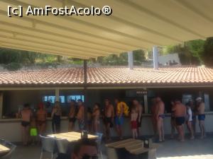 [P09] alta coada la barul de langa plaja » foto by bogdan78
 - 
<span class="allrVoted glyphicon glyphicon-heart hidden" id="av876849"></span>
<a class="m-l-10 hidden" id="sv876849" onclick="voting_Foto_DelVot(,876849,215)" role="button">șterge vot <span class="glyphicon glyphicon-remove"></span></a>
<a id="v9876849" class=" c-red"  onclick="voting_Foto_SetVot(876849)" role="button"><span class="glyphicon glyphicon-heart-empty"></span> <b>LIKE</b> = Votează poza</a> <img class="hidden"  id="f876849W9" src="/imagini/loader.gif" border="0" /><span class="AjErrMes hidden" id="e876849ErM"></span>