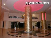 [P12] Intrarea in hotel. » foto by Marinela
 - 
<span class="allrVoted glyphicon glyphicon-heart hidden" id="av9021"></span>
<a class="m-l-10 hidden" id="sv9021" onclick="voting_Foto_DelVot(,9021,215)" role="button">șterge vot <span class="glyphicon glyphicon-remove"></span></a>
<a id="v99021" class=" c-red"  onclick="voting_Foto_SetVot(9021)" role="button"><span class="glyphicon glyphicon-heart-empty"></span> <b>LIKE</b> = Votează poza</a> <img class="hidden"  id="f9021W9" src="/imagini/loader.gif" border="0" /><span class="AjErrMes hidden" id="e9021ErM"></span>