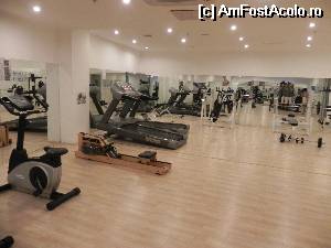 [P03] Sala de fitnes » foto by big_profesor
 - 
<span class="allrVoted glyphicon glyphicon-heart hidden" id="av530675"></span>
<a class="m-l-10 hidden" id="sv530675" onclick="voting_Foto_DelVot(,530675,215)" role="button">șterge vot <span class="glyphicon glyphicon-remove"></span></a>
<a id="v9530675" class=" c-red"  onclick="voting_Foto_SetVot(530675)" role="button"><span class="glyphicon glyphicon-heart-empty"></span> <b>LIKE</b> = Votează poza</a> <img class="hidden"  id="f530675W9" src="/imagini/loader.gif" border="0" /><span class="AjErrMes hidden" id="e530675ErM"></span>