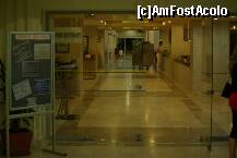 [P15] Intrarea in restaurantul principal » foto by aaaaa
 - 
<span class="allrVoted glyphicon glyphicon-heart hidden" id="av209870"></span>
<a class="m-l-10 hidden" id="sv209870" onclick="voting_Foto_DelVot(,209870,215)" role="button">șterge vot <span class="glyphicon glyphicon-remove"></span></a>
<a id="v9209870" class=" c-red"  onclick="voting_Foto_SetVot(209870)" role="button"><span class="glyphicon glyphicon-heart-empty"></span> <b>LIKE</b> = Votează poza</a> <img class="hidden"  id="f209870W9" src="/imagini/loader.gif" border="0" /><span class="AjErrMes hidden" id="e209870ErM"></span>