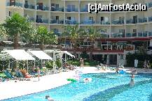 [P02] Vedere de la piscina exterioara » foto by aaaaa
 - 
<span class="allrVoted glyphicon glyphicon-heart hidden" id="av209845"></span>
<a class="m-l-10 hidden" id="sv209845" onclick="voting_Foto_DelVot(,209845,215)" role="button">șterge vot <span class="glyphicon glyphicon-remove"></span></a>
<a id="v9209845" class=" c-red"  onclick="voting_Foto_SetVot(209845)" role="button"><span class="glyphicon glyphicon-heart-empty"></span> <b>LIKE</b> = Votează poza</a> <img class="hidden"  id="f209845W9" src="/imagini/loader.gif" border="0" /><span class="AjErrMes hidden" id="e209845ErM"></span>