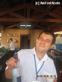 [P09] cel mai simpatic barman!!!!!!!! » foto by maria12*
 - 
<span class="allrVoted glyphicon glyphicon-heart hidden" id="av1946"></span>
<a class="m-l-10 hidden" id="sv1946" onclick="voting_Foto_DelVot(,1946,218)" role="button">șterge vot <span class="glyphicon glyphicon-remove"></span></a>
<a id="v91946" class=" c-red"  onclick="voting_Foto_SetVot(1946)" role="button"><span class="glyphicon glyphicon-heart-empty"></span> <b>LIKE</b> = Votează poza</a> <img class="hidden"  id="f1946W9" src="/imagini/loader.gif" border="0" /><span class="AjErrMes hidden" id="e1946ErM"></span>