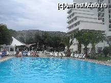[P06] Piscina mare Onura » foto by pokersteps*
 - 
<span class="allrVoted glyphicon glyphicon-heart hidden" id="av88302"></span>
<a class="m-l-10 hidden" id="sv88302" onclick="voting_Foto_DelVot(,88302,220)" role="button">șterge vot <span class="glyphicon glyphicon-remove"></span></a>
<a id="v988302" class=" c-red"  onclick="voting_Foto_SetVot(88302)" role="button"><span class="glyphicon glyphicon-heart-empty"></span> <b>LIKE</b> = Votează poza</a> <img class="hidden"  id="f88302W9" src="/imagini/loader.gif" border="0" /><span class="AjErrMes hidden" id="e88302ErM"></span>