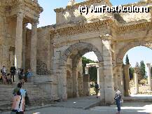 [P40] Ephes » foto by ioana22
 - 
<span class="allrVoted glyphicon glyphicon-heart hidden" id="av73630"></span>
<a class="m-l-10 hidden" id="sv73630" onclick="voting_Foto_DelVot(,73630,224)" role="button">șterge vot <span class="glyphicon glyphicon-remove"></span></a>
<a id="v973630" class=" c-red"  onclick="voting_Foto_SetVot(73630)" role="button"><span class="glyphicon glyphicon-heart-empty"></span> <b>LIKE</b> = Votează poza</a> <img class="hidden"  id="f73630W9" src="/imagini/loader.gif" border="0" /><span class="AjErrMes hidden" id="e73630ErM"></span>