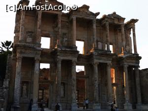 [P12] Celsus library - cetatea Efes » foto by simona2012
 - 
<span class="allrVoted glyphicon glyphicon-heart hidden" id="av1120674"></span>
<a class="m-l-10 hidden" id="sv1120674" onclick="voting_Foto_DelVot(,1120674,226)" role="button">șterge vot <span class="glyphicon glyphicon-remove"></span></a>
<a id="v91120674" class=" c-red"  onclick="voting_Foto_SetVot(1120674)" role="button"><span class="glyphicon glyphicon-heart-empty"></span> <b>LIKE</b> = Votează poza</a> <img class="hidden"  id="f1120674W9" src="/imagini/loader.gif" border="0" /><span class="AjErrMes hidden" id="e1120674ErM"></span>