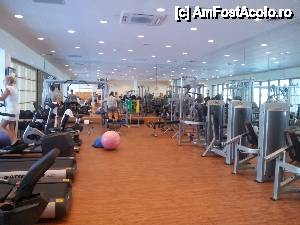 [P02] Sala fitness » foto by tedyciprian*
 - 
<span class="allrVoted glyphicon glyphicon-heart hidden" id="av466859"></span>
<a class="m-l-10 hidden" id="sv466859" onclick="voting_Foto_DelVot(,466859,233)" role="button">șterge vot <span class="glyphicon glyphicon-remove"></span></a>
<a id="v9466859" class=" c-red"  onclick="voting_Foto_SetVot(466859)" role="button"><span class="glyphicon glyphicon-heart-empty"></span> <b>LIKE</b> = Votează poza</a> <img class="hidden"  id="f466859W9" src="/imagini/loader.gif" border="0" /><span class="AjErrMes hidden" id="e466859ErM"></span>