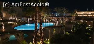 [P15] Una din piscine » foto by ux119611
 - 
<span class="allrVoted glyphicon glyphicon-heart hidden" id="av1225300"></span>
<a class="m-l-10 hidden" id="sv1225300" onclick="voting_Foto_DelVot(,1225300,25)" role="button">șterge vot <span class="glyphicon glyphicon-remove"></span></a>
<a id="v91225300" class=" c-red"  onclick="voting_Foto_SetVot(1225300)" role="button"><span class="glyphicon glyphicon-heart-empty"></span> <b>LIKE</b> = Votează poza</a> <img class="hidden"  id="f1225300W9" src="/imagini/loader.gif" border="0" /><span class="AjErrMes hidden" id="e1225300ErM"></span>