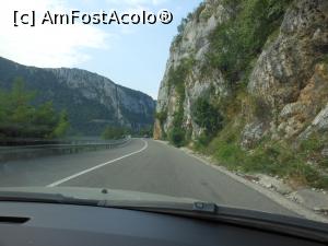 [P15] Moldova Nouă - În Defileul Dunării, drumul spre Moldova Nouă.  » foto by iulianic
 - 
<span class="allrVoted glyphicon glyphicon-heart hidden" id="av1105941"></span>
<a class="m-l-10 hidden" id="sv1105941" onclick="voting_Foto_DelVot(,1105941,29)" role="button">șterge vot <span class="glyphicon glyphicon-remove"></span></a>
<a id="v91105941" class=" c-red"  onclick="voting_Foto_SetVot(1105941)" role="button"><span class="glyphicon glyphicon-heart-empty"></span> <b>LIKE</b> = Votează poza</a> <img class="hidden"  id="f1105941W9" src="/imagini/loader.gif" border="0" /><span class="AjErrMes hidden" id="e1105941ErM"></span>