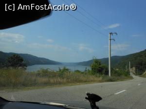 [P16] Moldova Nouă - În Defileul Dunării, drumul spre Moldova Nouă.  » foto by iulianic
 - 
<span class="allrVoted glyphicon glyphicon-heart hidden" id="av1105942"></span>
<a class="m-l-10 hidden" id="sv1105942" onclick="voting_Foto_DelVot(,1105942,29)" role="button">șterge vot <span class="glyphicon glyphicon-remove"></span></a>
<a id="v91105942" class=" c-red"  onclick="voting_Foto_SetVot(1105942)" role="button"><span class="glyphicon glyphicon-heart-empty"></span> <b>LIKE</b> = Votează poza</a> <img class="hidden"  id="f1105942W9" src="/imagini/loader.gif" border="0" /><span class="AjErrMes hidden" id="e1105942ErM"></span>