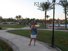 [P14] in gradina hotelului mergand la cina » foto by macra dorina*
 - 
<span class="allrVoted glyphicon glyphicon-heart hidden" id="av95178"></span>
<a class="m-l-10 hidden" id="sv95178" onclick="voting_Foto_DelVot(,95178,30)" role="button">șterge vot <span class="glyphicon glyphicon-remove"></span></a>
<a id="v995178" class=" c-red"  onclick="voting_Foto_SetVot(95178)" role="button"><span class="glyphicon glyphicon-heart-empty"></span> <b>LIKE</b> = Votează poza</a> <img class="hidden"  id="f95178W9" src="/imagini/loader.gif" border="0" /><span class="AjErrMes hidden" id="e95178ErM"></span>