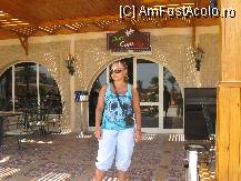 [P81] eu in fata restaurantului italian don camello » foto by macra dorina*
 - 
<span class="allrVoted glyphicon glyphicon-heart hidden" id="av95294"></span>
<a class="m-l-10 hidden" id="sv95294" onclick="voting_Foto_DelVot(,95294,30)" role="button">șterge vot <span class="glyphicon glyphicon-remove"></span></a>
<a id="v995294" class=" c-red"  onclick="voting_Foto_SetVot(95294)" role="button"><span class="glyphicon glyphicon-heart-empty"></span> <b>LIKE</b> = Votează poza</a> <img class="hidden"  id="f95294W9" src="/imagini/loader.gif" border="0" /><span class="AjErrMes hidden" id="e95294ErM"></span>