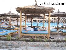 [P12] piscina principala seara » foto by station5*
 - 
<span class="allrVoted glyphicon glyphicon-heart hidden" id="av216642"></span>
<a class="m-l-10 hidden" id="sv216642" onclick="voting_Foto_DelVot(,216642,30)" role="button">șterge vot <span class="glyphicon glyphicon-remove"></span></a>
<a id="v9216642" class=" c-red"  onclick="voting_Foto_SetVot(216642)" role="button"><span class="glyphicon glyphicon-heart-empty"></span> <b>LIKE</b> = Votează poza</a> <img class="hidden"  id="f216642W9" src="/imagini/loader.gif" border="0" /><span class="AjErrMes hidden" id="e216642ErM"></span>
