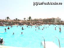 [P09] piscina2 meci de polo » foto by station5*
 - 
<span class="allrVoted glyphicon glyphicon-heart hidden" id="av216638"></span>
<a class="m-l-10 hidden" id="sv216638" onclick="voting_Foto_DelVot(,216638,30)" role="button">șterge vot <span class="glyphicon glyphicon-remove"></span></a>
<a id="v9216638" class=" c-red"  onclick="voting_Foto_SetVot(216638)" role="button"><span class="glyphicon glyphicon-heart-empty"></span> <b>LIKE</b> = Votează poza</a> <img class="hidden"  id="f216638W9" src="/imagini/loader.gif" border="0" /><span class="AjErrMes hidden" id="e216638ErM"></span>