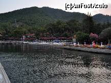 [P07] Vedere de pe ponton...seara » foto by SebCom
 - 
<span class="allrVoted glyphicon glyphicon-heart hidden" id="av216118"></span>
<a class="m-l-10 hidden" id="sv216118" onclick="voting_Foto_DelVot(,216118,304)" role="button">șterge vot <span class="glyphicon glyphicon-remove"></span></a>
<a id="v9216118" class=" c-red"  onclick="voting_Foto_SetVot(216118)" role="button"><span class="glyphicon glyphicon-heart-empty"></span> <b>LIKE</b> = Votează poza</a> <img class="hidden"  id="f216118W9" src="/imagini/loader.gif" border="0" /><span class="AjErrMes hidden" id="e216118ErM"></span>