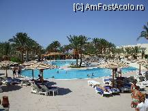 [P03] Piscina mare » foto by crima
 - 
<span class="allrVoted glyphicon glyphicon-heart hidden" id="av14912"></span>
<a class="m-l-10 hidden" id="sv14912" onclick="voting_Foto_DelVot(,14912,307)" role="button">șterge vot <span class="glyphicon glyphicon-remove"></span></a>
<a id="v914912" class=" c-red"  onclick="voting_Foto_SetVot(14912)" role="button"><span class="glyphicon glyphicon-heart-empty"></span> <b>LIKE</b> = Votează poza</a> <img class="hidden"  id="f14912W9" src="/imagini/loader.gif" border="0" /><span class="AjErrMes hidden" id="e14912ErM"></span>