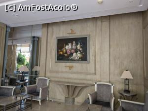 [P29] Zonă de relaxare în lobby. » foto by maryka
 - 
<span class="allrVoted glyphicon glyphicon-heart hidden" id="av1221618"></span>
<a class="m-l-10 hidden" id="sv1221618" onclick="voting_Foto_DelVot(,1221618,31)" role="button">șterge vot <span class="glyphicon glyphicon-remove"></span></a>
<a id="v91221618" class=" c-red"  onclick="voting_Foto_SetVot(1221618)" role="button"><span class="glyphicon glyphicon-heart-empty"></span> <b>LIKE</b> = Votează poza</a> <img class="hidden"  id="f1221618W9" src="/imagini/loader.gif" border="0" /><span class="AjErrMes hidden" id="e1221618ErM"></span>