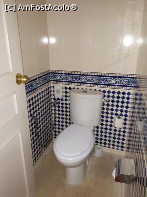 [P11] Încăperea cu wc-ul și cu ustensila de spălat în zonele intime.  » foto by marsus
 - 
<span class="allrVoted glyphicon glyphicon-heart hidden" id="av1010544"></span>
<a class="m-l-10 hidden" id="sv1010544" onclick="voting_Foto_DelVot(,1010544,324)" role="button">șterge vot <span class="glyphicon glyphicon-remove"></span></a>
<a id="v91010544" class=" c-red"  onclick="voting_Foto_SetVot(1010544)" role="button"><span class="glyphicon glyphicon-heart-empty"></span> <b>LIKE</b> = Votează poza</a> <img class="hidden"  id="f1010544W9" src="/imagini/loader.gif" border="0" /><span class="AjErrMes hidden" id="e1010544ErM"></span>