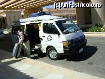 [P02] poate ca am fost avantajati ca nu am facut turul tuturor hotelurilor de la aeroport pana la destinatia finala, insa se putea gasi si o alta varianta » foto by divio*
 - 
<span class="allrVoted glyphicon glyphicon-heart hidden" id="av18581"></span>
<a class="m-l-10 hidden" id="sv18581" onclick="voting_Foto_DelVot(,18581,33)" role="button">șterge vot <span class="glyphicon glyphicon-remove"></span></a>
<a id="v918581" class=" c-red"  onclick="voting_Foto_SetVot(18581)" role="button"><span class="glyphicon glyphicon-heart-empty"></span> <b>LIKE</b> = Votează poza</a> <img class="hidden"  id="f18581W9" src="/imagini/loader.gif" border="0" /><span class="AjErrMes hidden" id="e18581ErM"></span>
