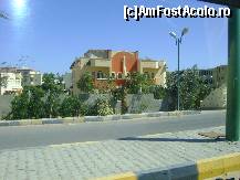 [P04] case din Hurghada » foto by divio*
 - 
<span class="allrVoted glyphicon glyphicon-heart hidden" id="av18585"></span>
<a class="m-l-10 hidden" id="sv18585" onclick="voting_Foto_DelVot(,18585,33)" role="button">șterge vot <span class="glyphicon glyphicon-remove"></span></a>
<a id="v918585" class=" c-red"  onclick="voting_Foto_SetVot(18585)" role="button"><span class="glyphicon glyphicon-heart-empty"></span> <b>LIKE</b> = Votează poza</a> <img class="hidden"  id="f18585W9" src="/imagini/loader.gif" border="0" /><span class="AjErrMes hidden" id="e18585ErM"></span>