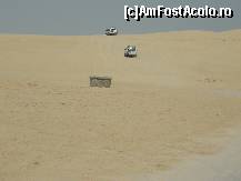[P22] o excursie in desert cu jeep-urile » foto by gdanutza
 - 
<span class="allrVoted glyphicon glyphicon-heart hidden" id="av99825"></span>
<a class="m-l-10 hidden" id="sv99825" onclick="voting_Foto_DelVot(,99825,332)" role="button">șterge vot <span class="glyphicon glyphicon-remove"></span></a>
<a id="v999825" class=" c-red"  onclick="voting_Foto_SetVot(99825)" role="button"><span class="glyphicon glyphicon-heart-empty"></span> <b>LIKE</b> = Votează poza</a> <img class="hidden"  id="f99825W9" src="/imagini/loader.gif" border="0" /><span class="AjErrMes hidden" id="e99825ErM"></span>