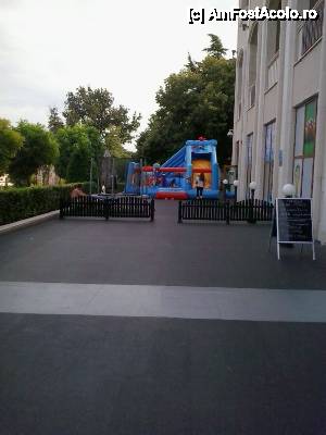 [P33] Meliã Grand Hermitage - zona Kids&co » foto by Dragoș_MD
 - 
<span class="allrVoted glyphicon glyphicon-heart hidden" id="av556102"></span>
<a class="m-l-10 hidden" id="sv556102" onclick="voting_Foto_DelVot(,556102,349)" role="button">șterge vot <span class="glyphicon glyphicon-remove"></span></a>
<a id="v9556102" class=" c-red"  onclick="voting_Foto_SetVot(556102)" role="button"><span class="glyphicon glyphicon-heart-empty"></span> <b>LIKE</b> = Votează poza</a> <img class="hidden"  id="f556102W9" src="/imagini/loader.gif" border="0" /><span class="AjErrMes hidden" id="e556102ErM"></span>