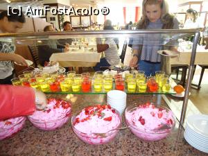 [P08] dulciuri cremoase si gelatinoase » foto by buterfly*
 - 
<span class="allrVoted glyphicon glyphicon-heart hidden" id="av864352"></span>
<a class="m-l-10 hidden" id="sv864352" onclick="voting_Foto_DelVot(,864352,349)" role="button">șterge vot <span class="glyphicon glyphicon-remove"></span></a>
<a id="v9864352" class=" c-red"  onclick="voting_Foto_SetVot(864352)" role="button"><span class="glyphicon glyphicon-heart-empty"></span> <b>LIKE</b> = Votează poza</a> <img class="hidden"  id="f864352W9" src="/imagini/loader.gif" border="0" /><span class="AjErrMes hidden" id="e864352ErM"></span>